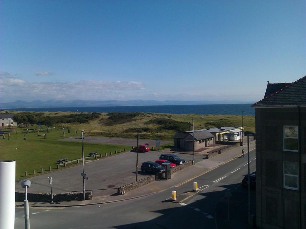 The Victoria Hotel Pwllheli Buitenkant foto