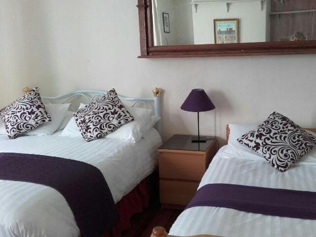 The Victoria Hotel Pwllheli Buitenkant foto