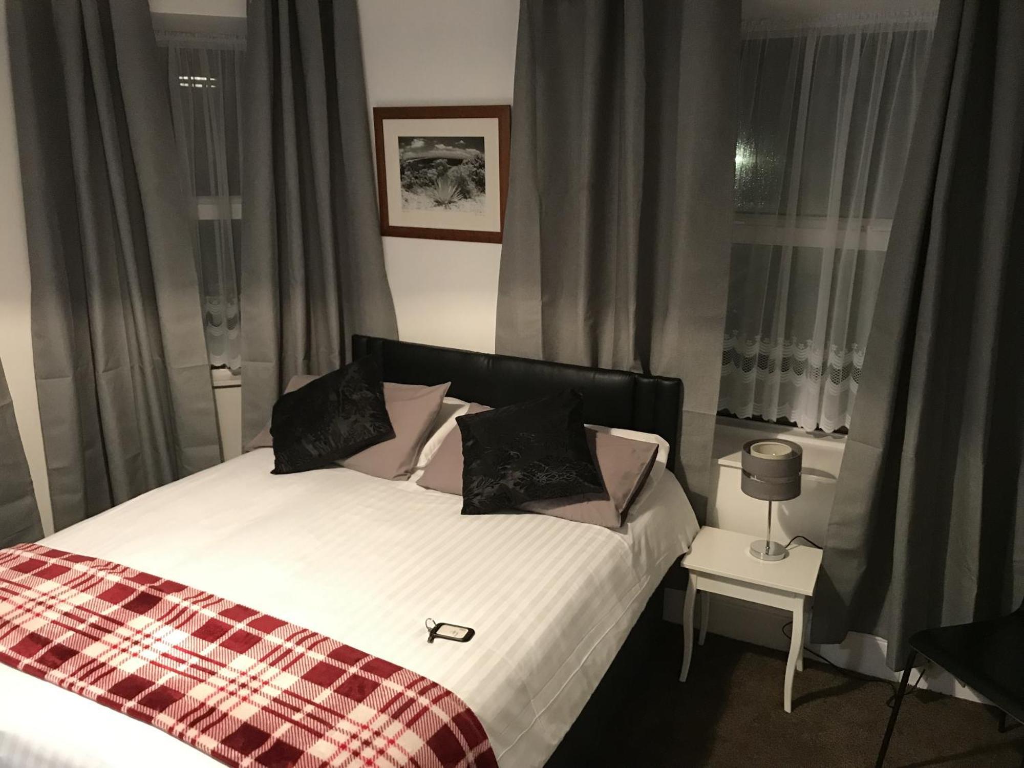 The Victoria Hotel Pwllheli Buitenkant foto