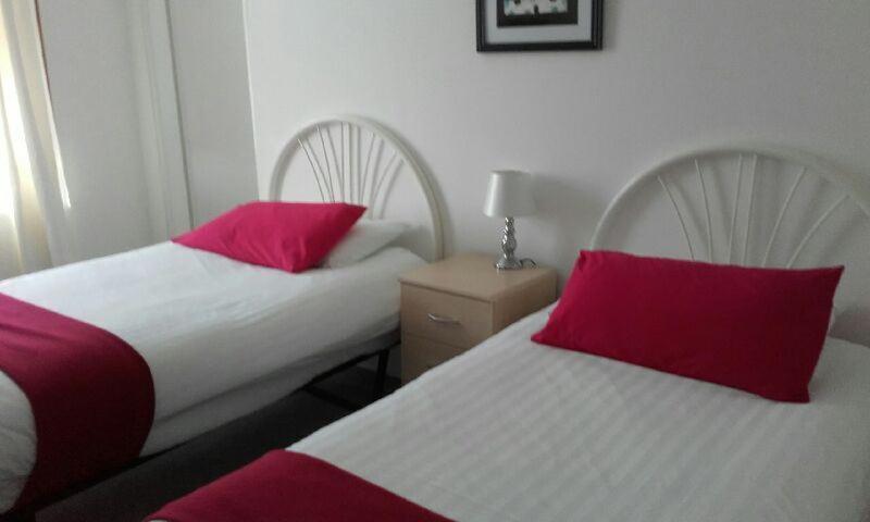 The Victoria Hotel Pwllheli Buitenkant foto